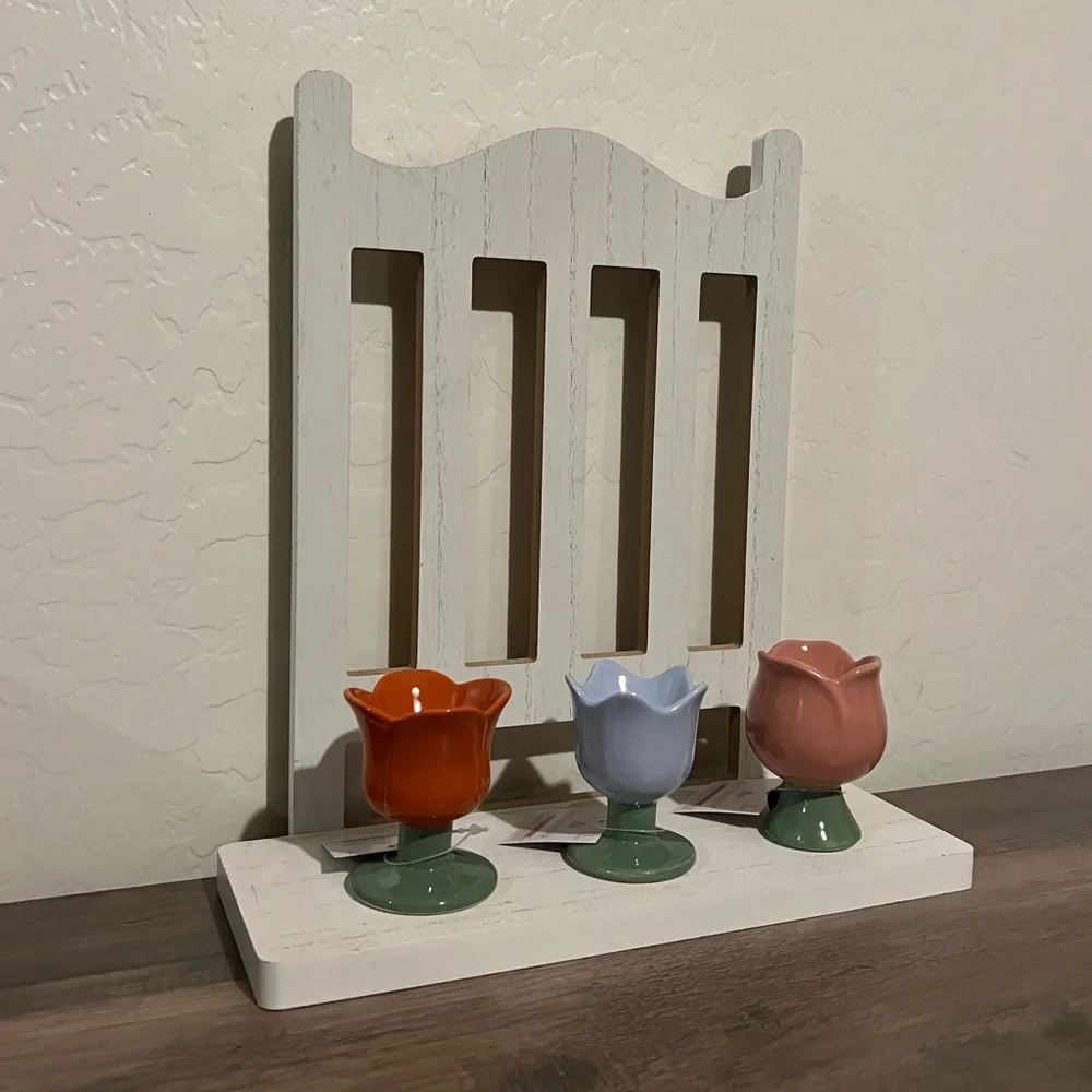 Target Bullseyes Playground Easter Ceramic Flower Egg Holder & Eggs Set of 3